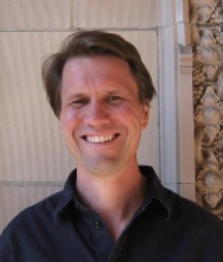 Andrew Nestingen
