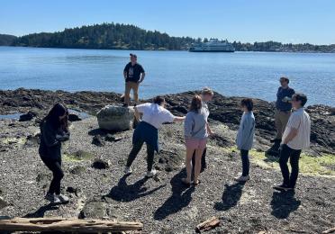 Graduate and undergraduate students on the annual spring Norwegian retreat to Friday Harbor